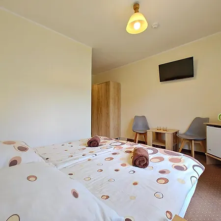 Bed and Breakfast Strzelec 3*